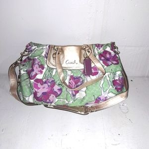 Very nice flowered Coach purse